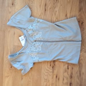 Buckle Red by BKE Short Sleeve Ribbed Top